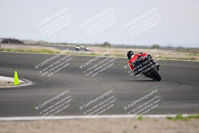 media/Apr-18-2025-TrackDaz (Fri) [[45f5874c44]]/C Group/Session 2 (Turn 10)/